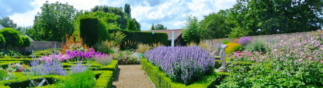 Klassieke Engelse Cottage Tuin twee — Hoveniersbedrijf de Ginkgo